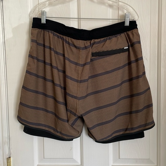 Vuori Mens Stockton Brown Stripes Lined Shorts size L - Picture 3 of 8